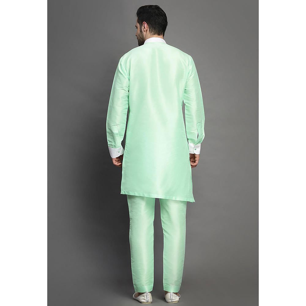 UTSAV FASHION Mandarin Collar Straight Kurta and Pant