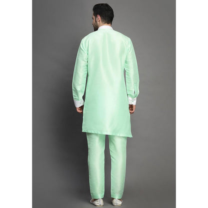 UTSAV FASHION Mandarin Collar Straight Kurta and Pant