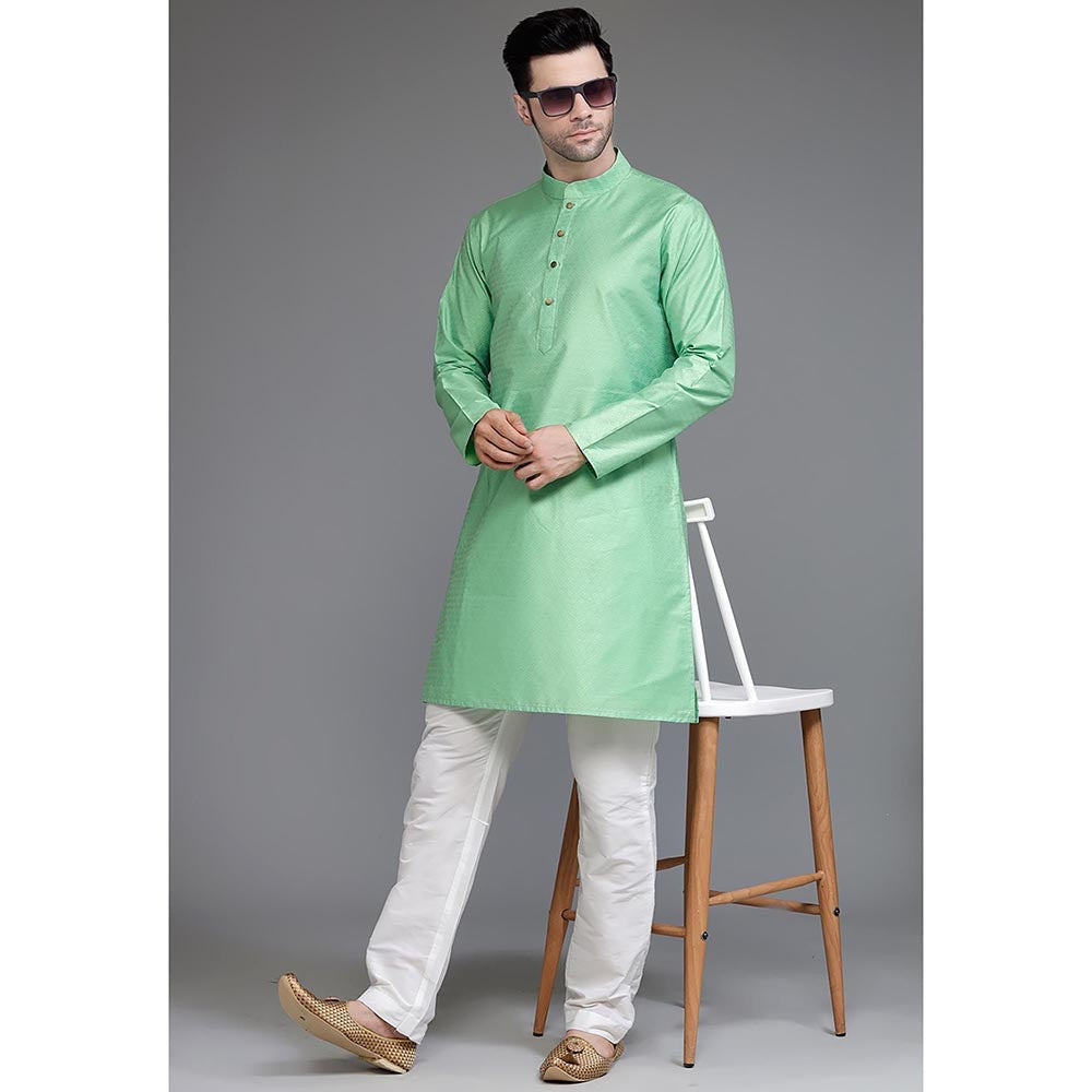 UTSAV FASHION Woven Mandarin Collar Straight Kurta and Pant