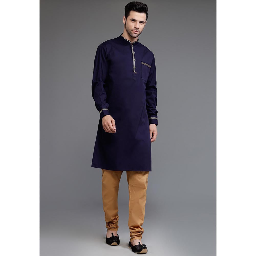 UTSAV FASHION Mandarin Collar Straight Kurta with Churidar
