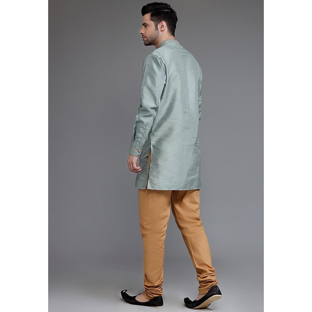 UTSAV FASHION Mandarin Collar Regular Kurta with Churidar