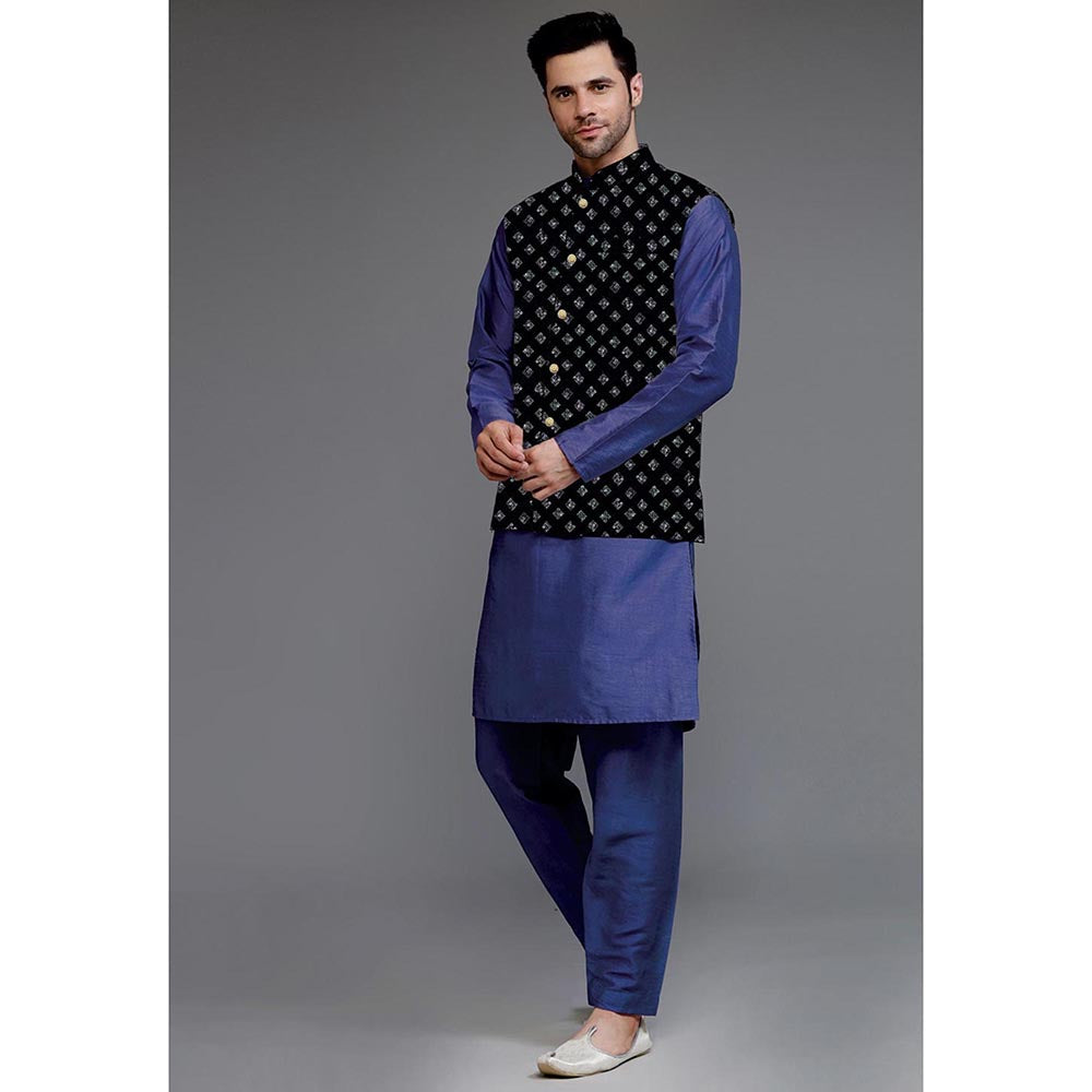 UTSAV FASHION Men Mandarin Collar Straight Kurta Pant with Nehru Jacket