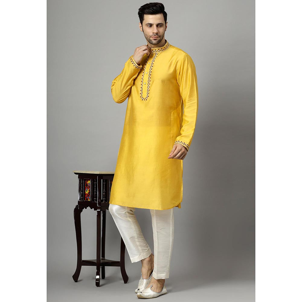 UTSAV FASHION Men Ethnic Motifs Kurta with Pant