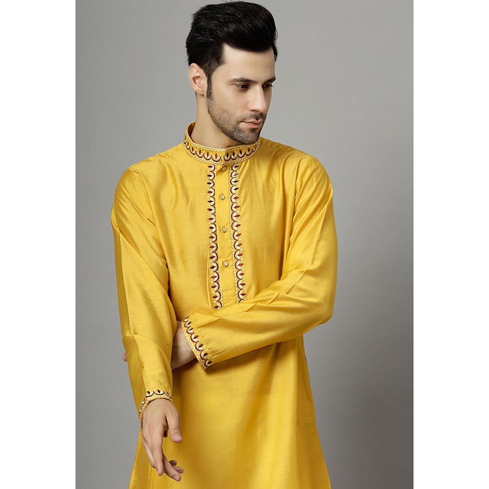 UTSAV FASHION Men Ethnic Motifs Kurta with Pant