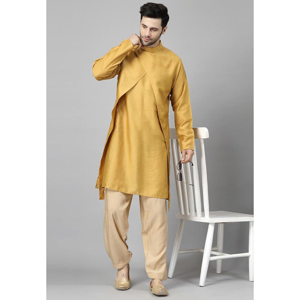 UTSAV FASHION Mandarin Collar Layered Straight Kurta with Pant