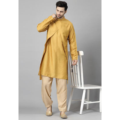 UTSAV FASHION Mandarin Collar Layered Straight Kurta with Pant