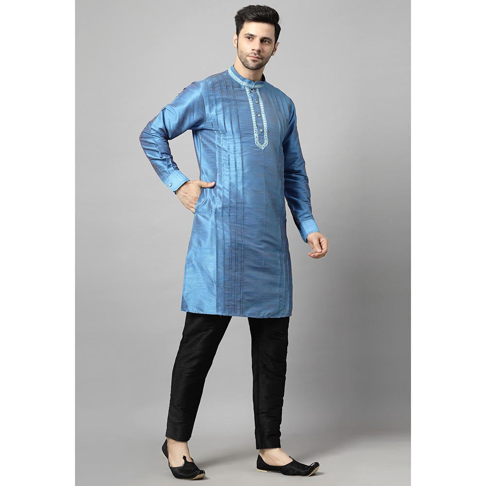 UTSAV FASHION Men Yoke Mirror Work Silk Kurta with Pant