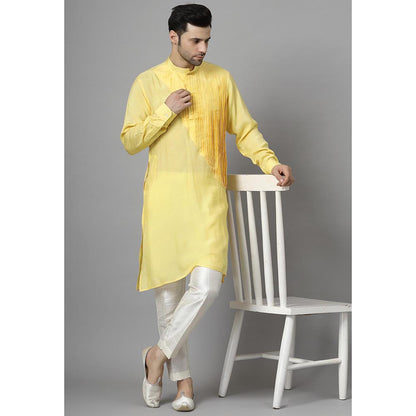 UTSAV FASHION Men Yoke Design Pleated Kurta with Pant