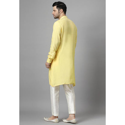 UTSAV FASHION Men Yoke Design Pleated Kurta with Pant