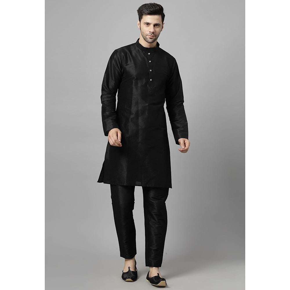 UTSAV FASHION Men Embroidered Silk Kurta Pant with Jacket