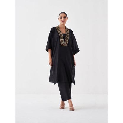 Vaaya The Surmayee Silk Chanderi Ensemble Woven Banarasi Kaftan with Pant (Set of 2)
