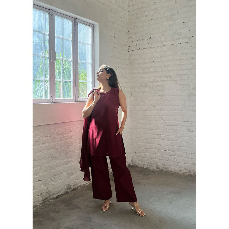 Vaaya The Waterfall Ensemble Overlay with Kurta and Pant -Burgundy (Set of 3)
