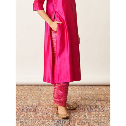 Vaaya Pink Pure Handwoven Silk Kurta with Pant (Set of 2)