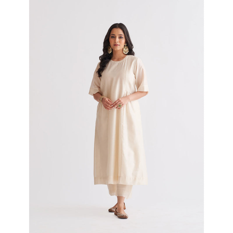 Vaaya Off White Pure Silk Chander Kurta with Pant (Set of 2)