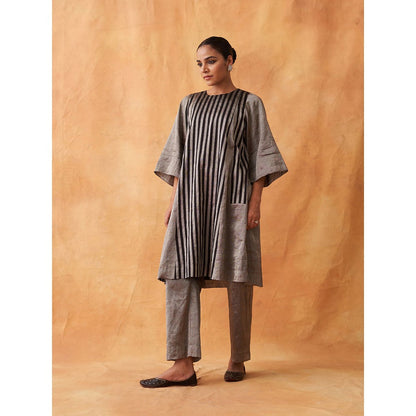 Vaaya Grey Striped Silk Tissue Chander Kurta with Pant (Set of 2)