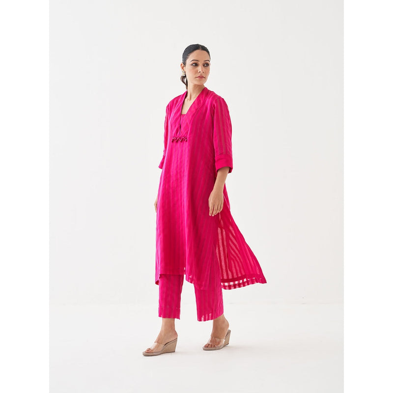 Vaaya Pink Pure Handwoven Silk Kurta with Pant and Scarf (Set of 3)