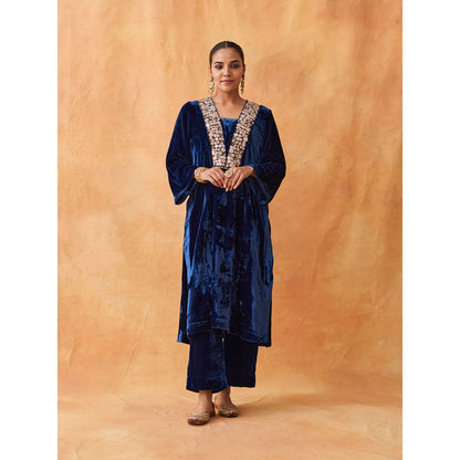 Vaaya The Twilight Blue Silk Velvet Kurta with Pant (Set of 2)