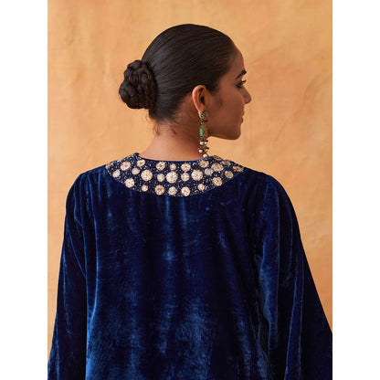 Vaaya The Twilight Blue Silk Velvet Kurta with Pant (Set of 2)