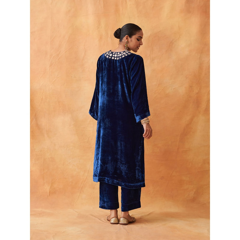 Vaaya The Twilight Blue Silk Velvet Kurta with Pant (Set of 2)