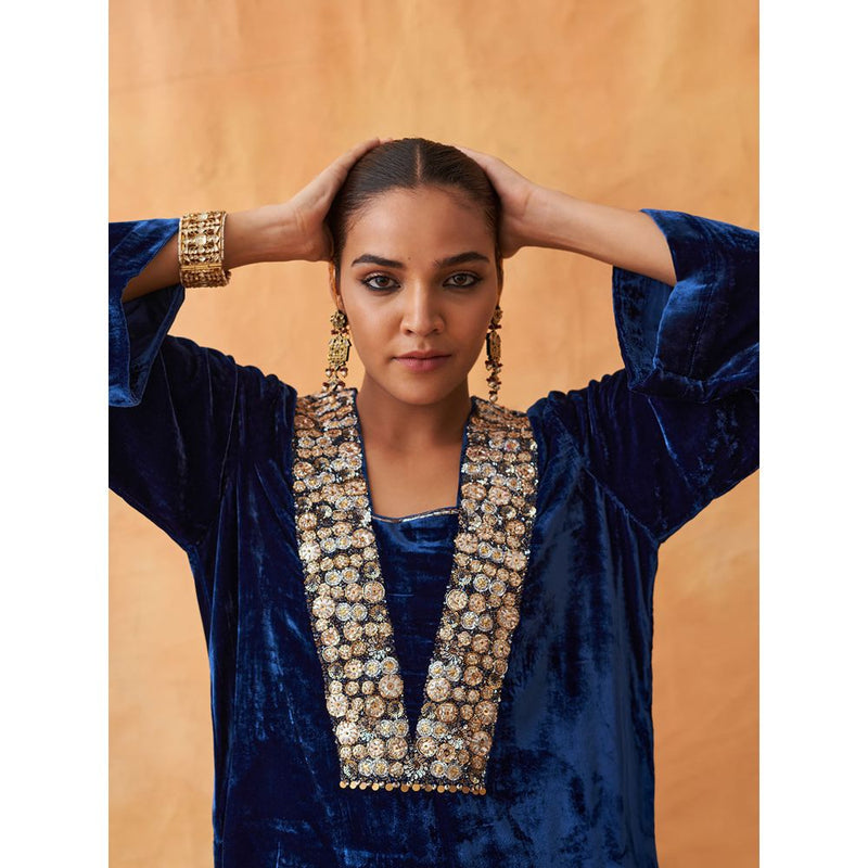 Vaaya The Twilight Blue Silk Velvet Kurta with Pant (Set of 2)