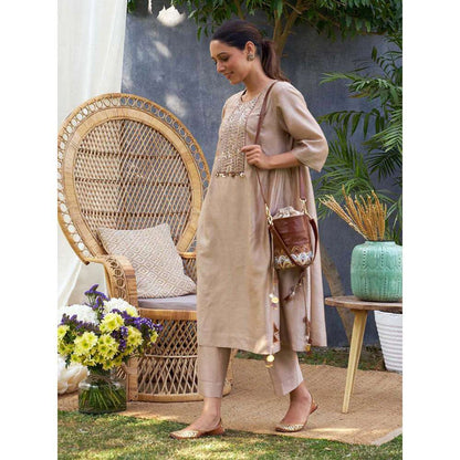 Vaaya Brown The Amala Bucket Potli Bag With Detachable Straps