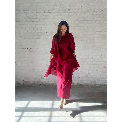 Vaaya The Waterfall Ensemble -Burgundy Shrug