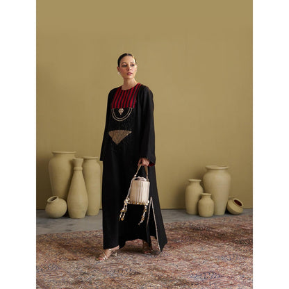 Vaaya The Black Maharani Kaftan