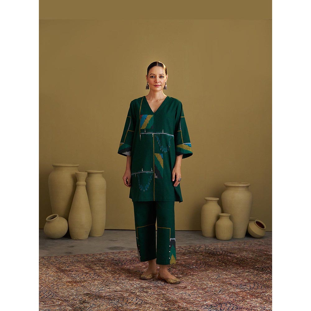 Vaaya Panna Handwoven Cotton Green Kurta with Pant