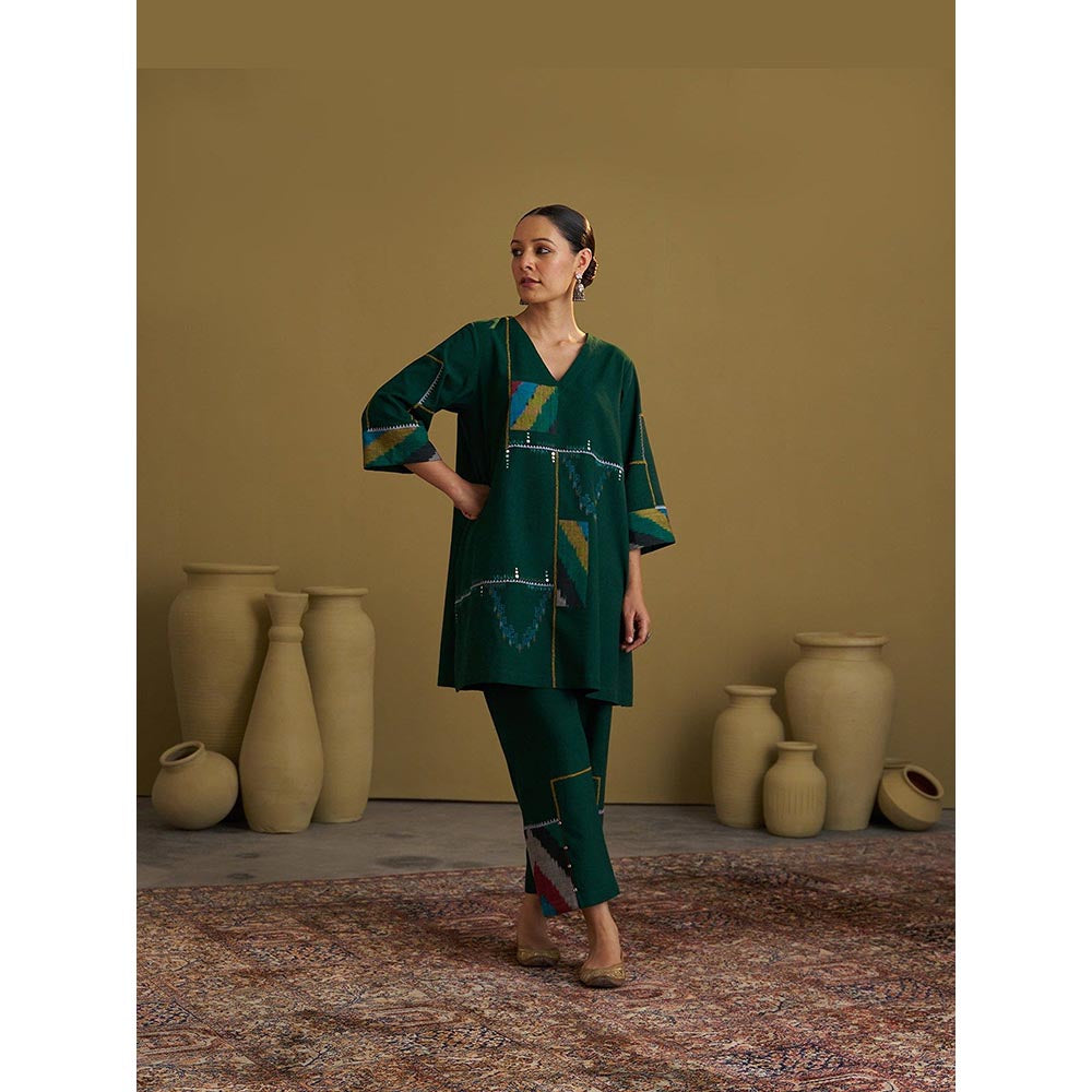 Vaaya Panna Handwoven Cotton Green Kurta with Pant