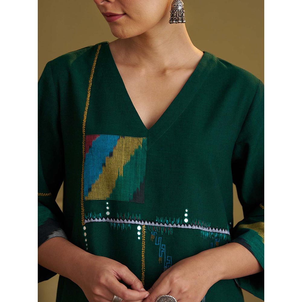 Vaaya Panna Handwoven Cotton Green Kurta with Pant