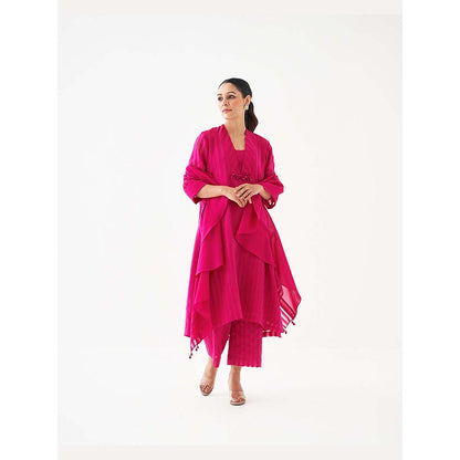 Vaaya The Royal Rani Silk Chanderi Ensemble Kurta and Pant with Waterfall Scarf