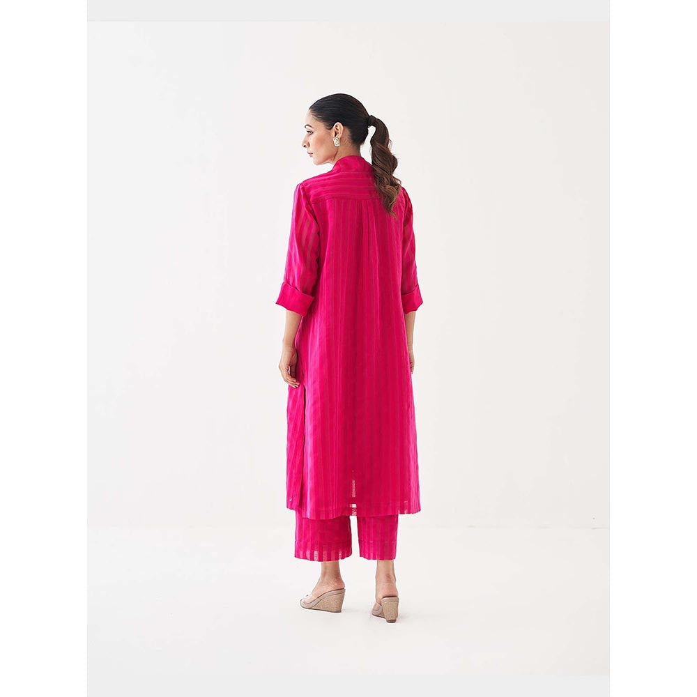 Vaaya The Royal Rani Silk Chanderi Ensemble Kurta and Pant with Waterfall Scarf