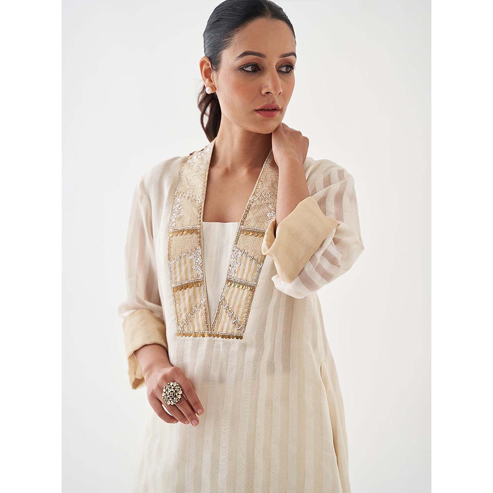 Vaaya The Chandani Silk Chanderi Ensemble Handwork Kurta with Pant