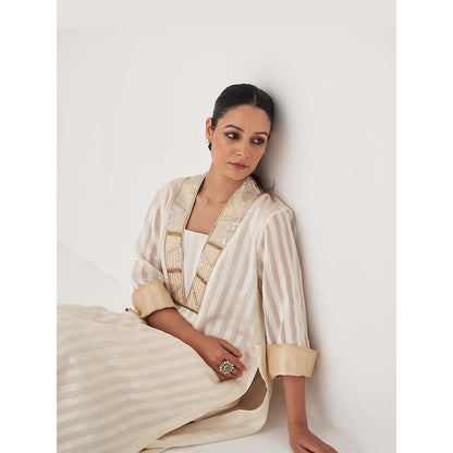 Vaaya The Chandani Silk Chanderi Ensemble Handwork Kurta with Pant