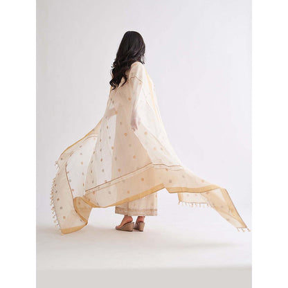 Vaaya The Sona Chandi with Gota Zari Handwork Kurta and Pant with Dupatta