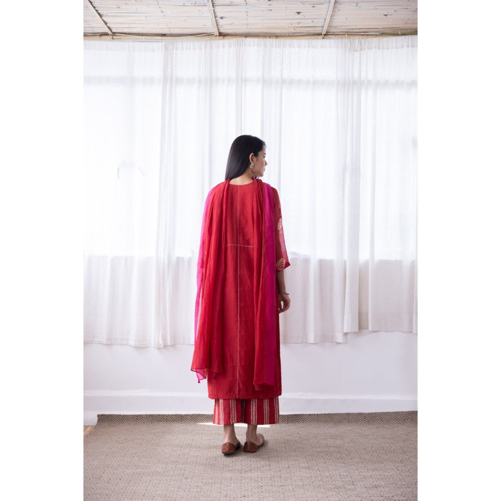 Vaayu Camellia Floral Applique Kurta with Pant & Dupatta (Set of 3)