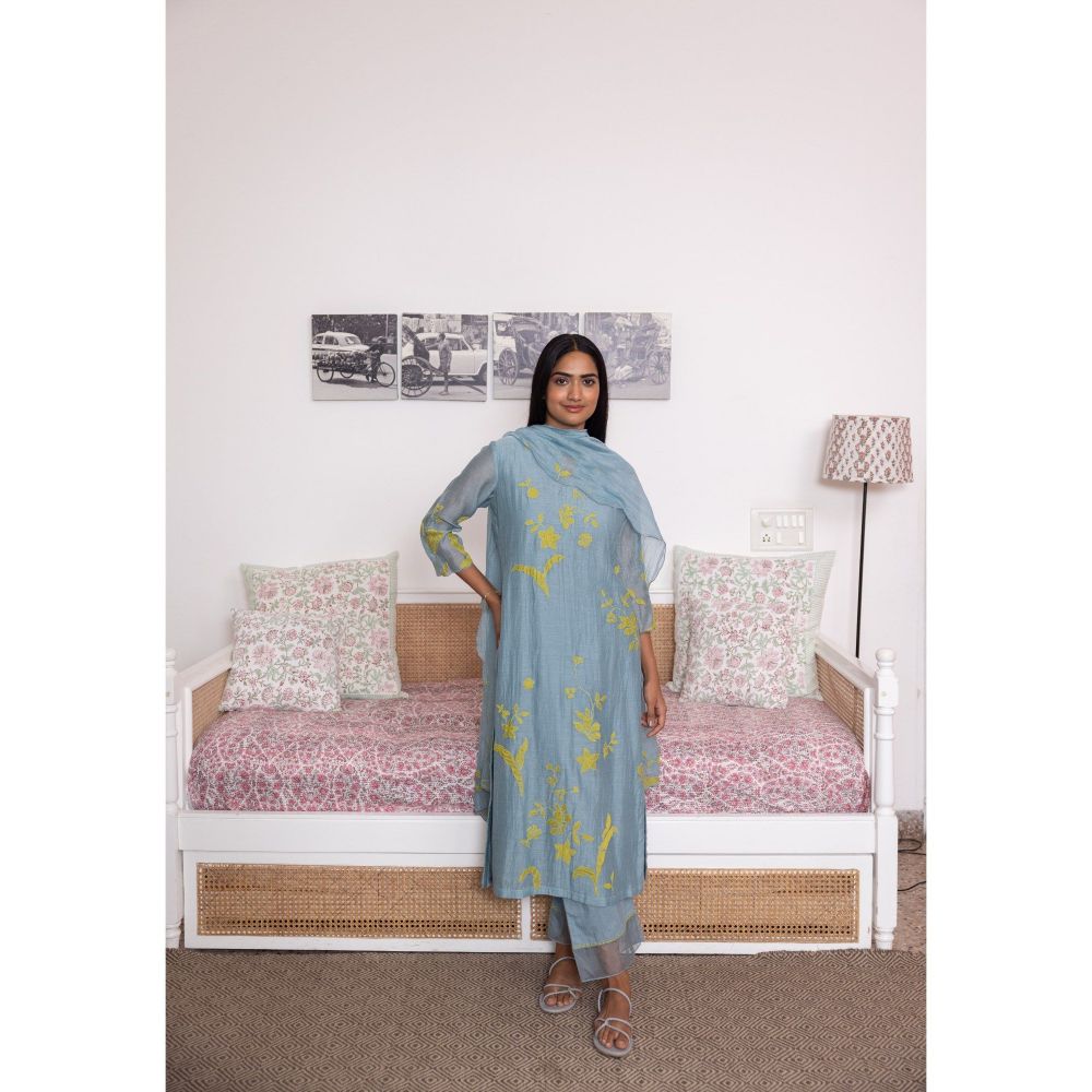 Vaayu Azure Floral Applique Kurta with Pant & Dupatta (Set of 3)