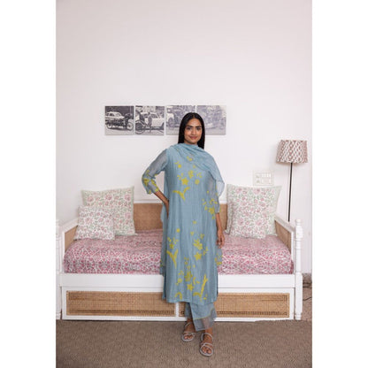 Vaayu Azure Floral Applique Kurta with Pant & Dupatta (Set of 3)