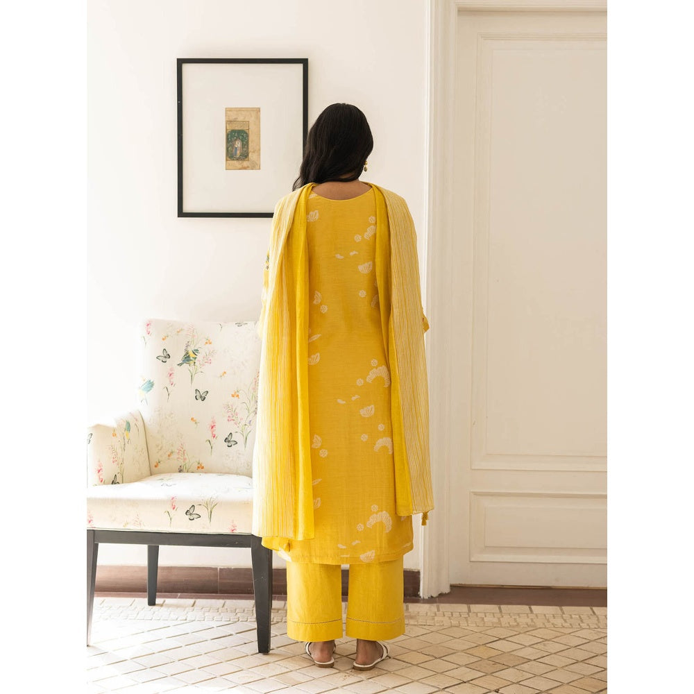 Vaayu Rue Floral Embroidered Kurta with Pant and Dupatta (Set of 3)