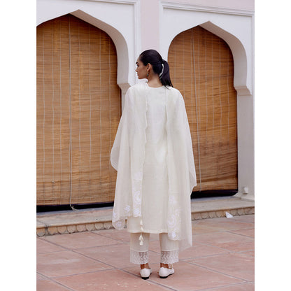 Vaayu White Swan Floral Embroidered Kurta with Pant and Dupatta (Set of 3)