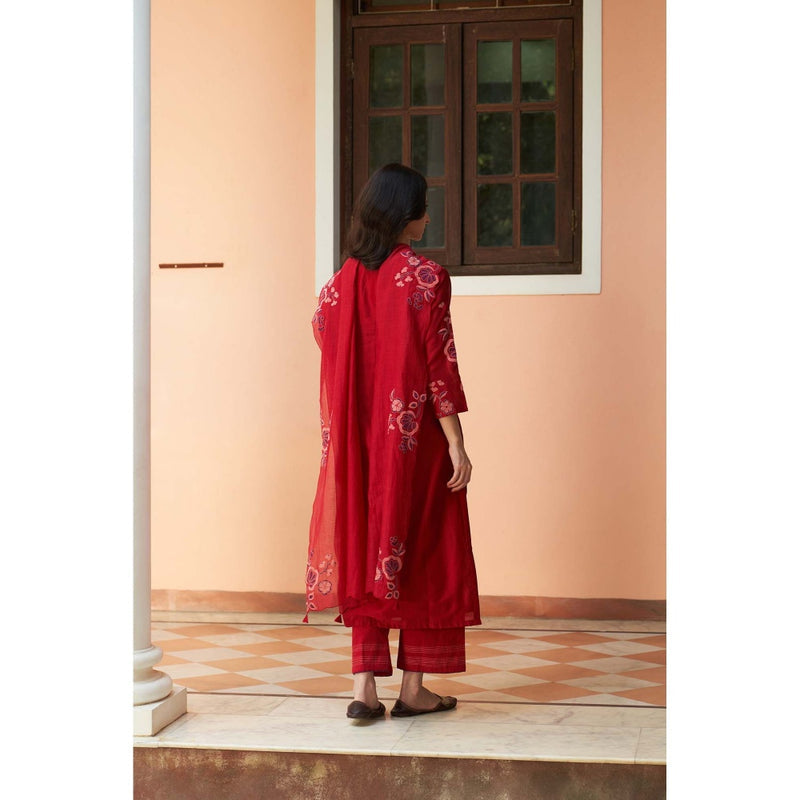Vaayu Red Crimson Floral Applique Kurta with Pant and Dupatta (Set of 3)