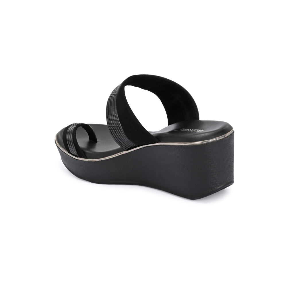 Valentino Women Black Wedges