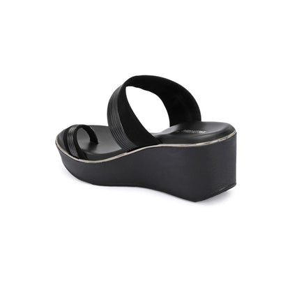 Valentino Women Black Wedges