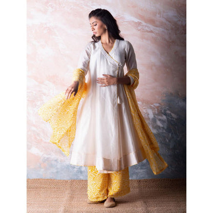 Vama Asher Off-White Angrakha Kurta With Palazzo And Dupatta (Set of 3)