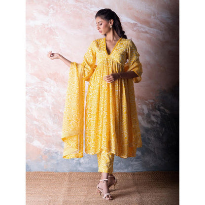 Vama Asher Canary Yellow Pomegranate Kurta With Pant And Dupatta (Set of 3)