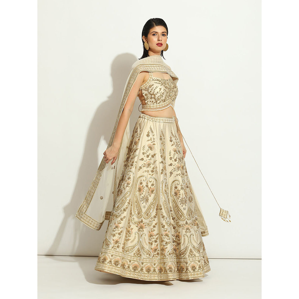 VANDANA SETHI Ivory Shimmer Raw Silk Lehenga with Zardozi and Sequin Work (Set of 3)
