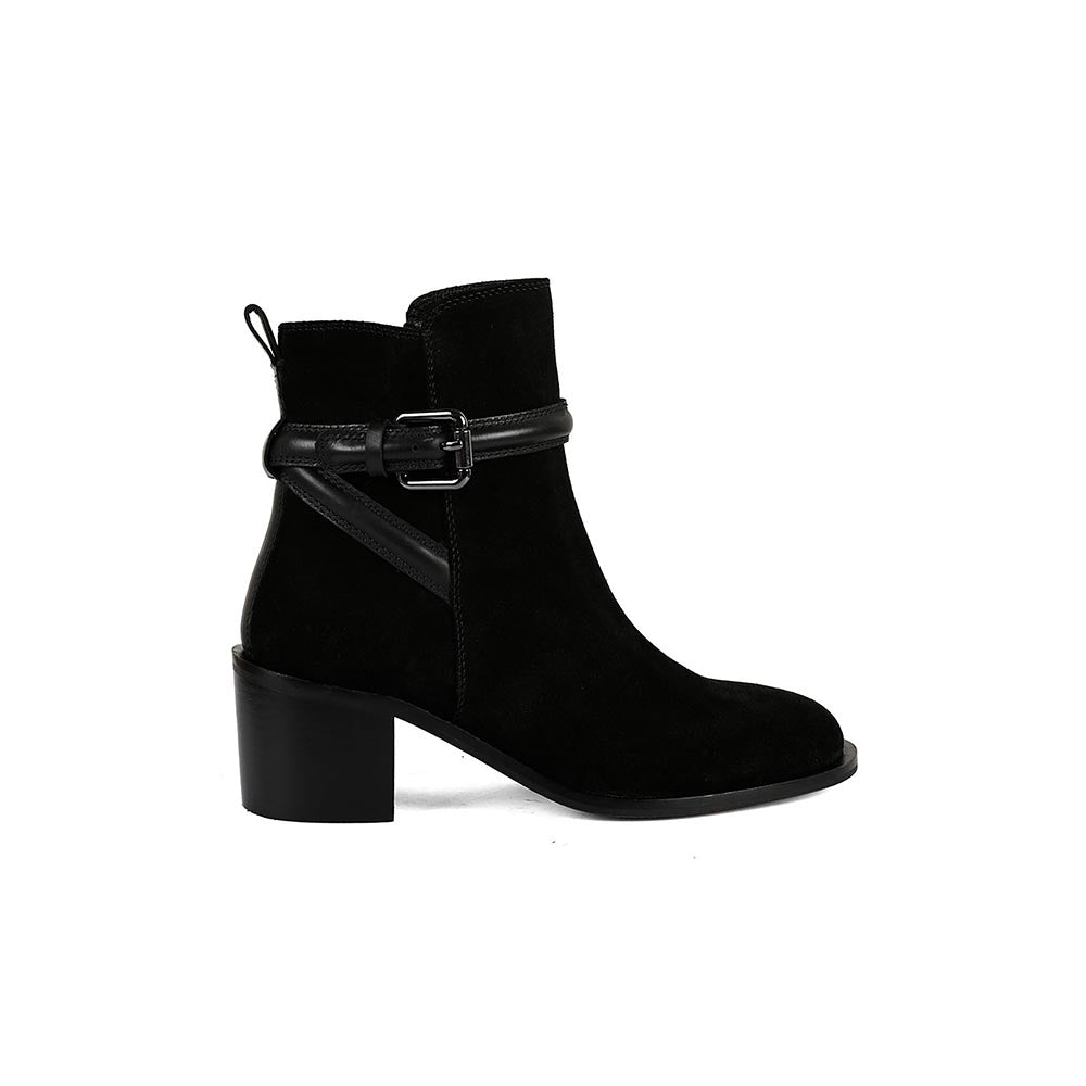 Vanilla Moon Black Solid Plain Chelsea Boots