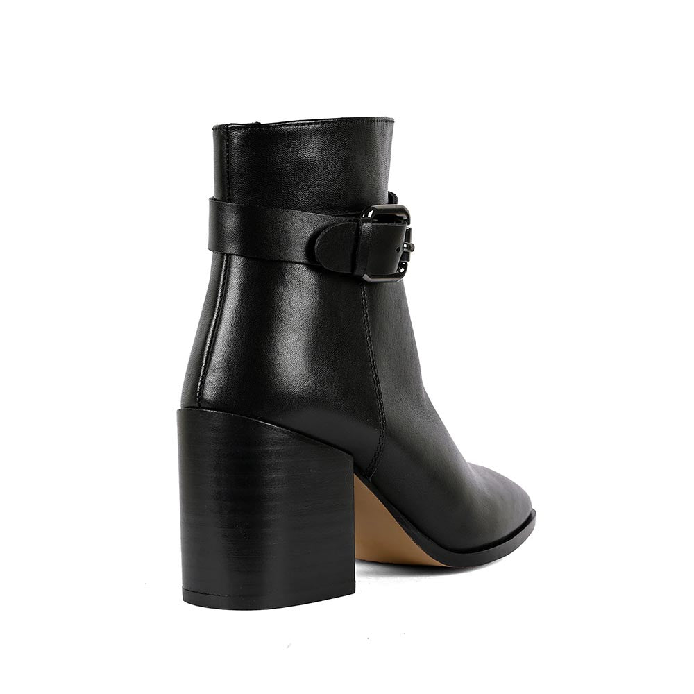 Vanilla Moon Black Solid Plain Chelsea Boots