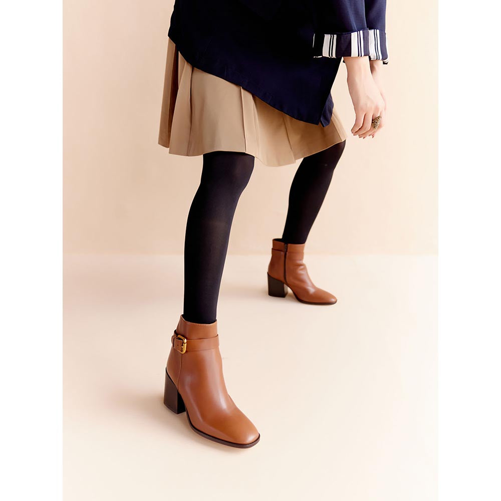 Vanilla Moon Tan Solid Plain Chelsea Boots