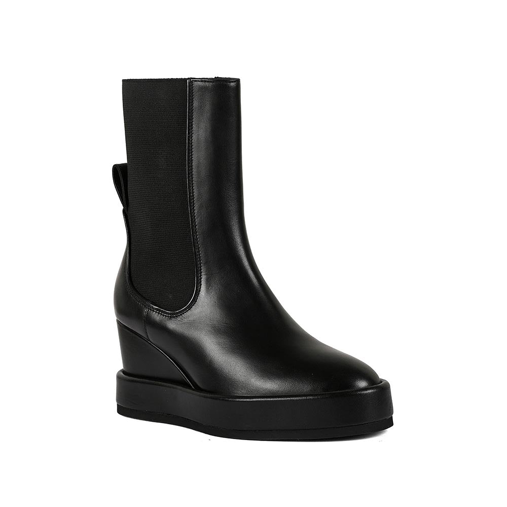 Vanilla Moon Black Solid Plain Chelsea Boots